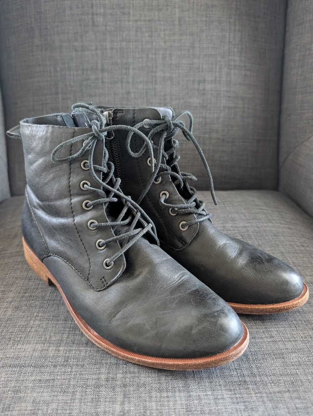 Kork-Ease Size 8.5 Black Leather Lace-Up Boots